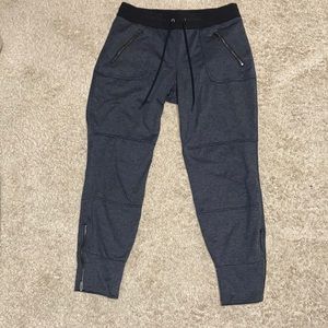 Athleta zipper motto style jogger sweatpants